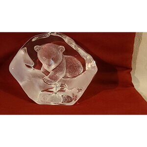 Vintage Mats Jonasson Sweden FULL LEAD CRYSTAL Bear Cub Paperweight
